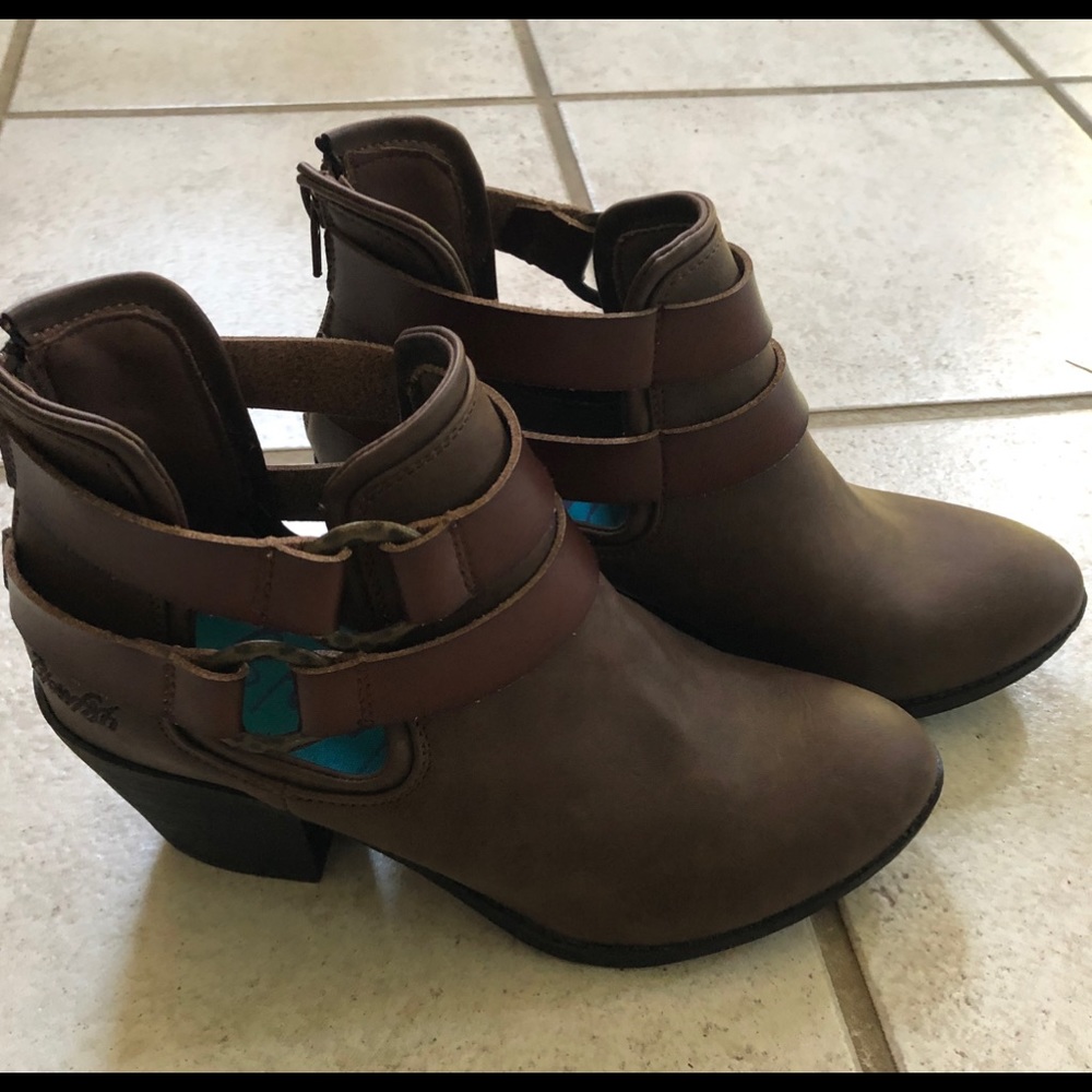 Blowfish Booties